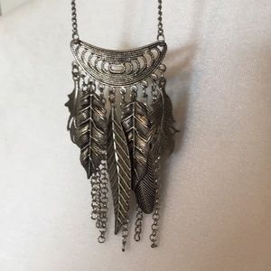 Statement necklace and earring set